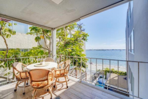 R3850 - Riviera Bay Dreams
